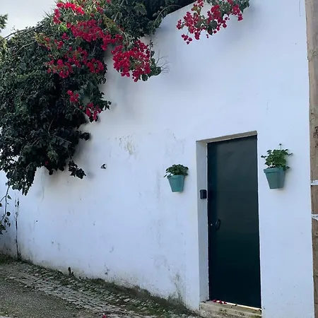 - Private Entrance&free Parking
